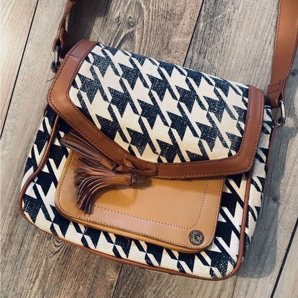 Stoddard Bayley Shoulder -Spartina 449 - Picture 2 of 16